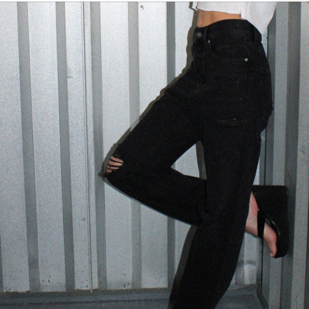 NTK Tor Black Distressed Straight Leg Jean 26